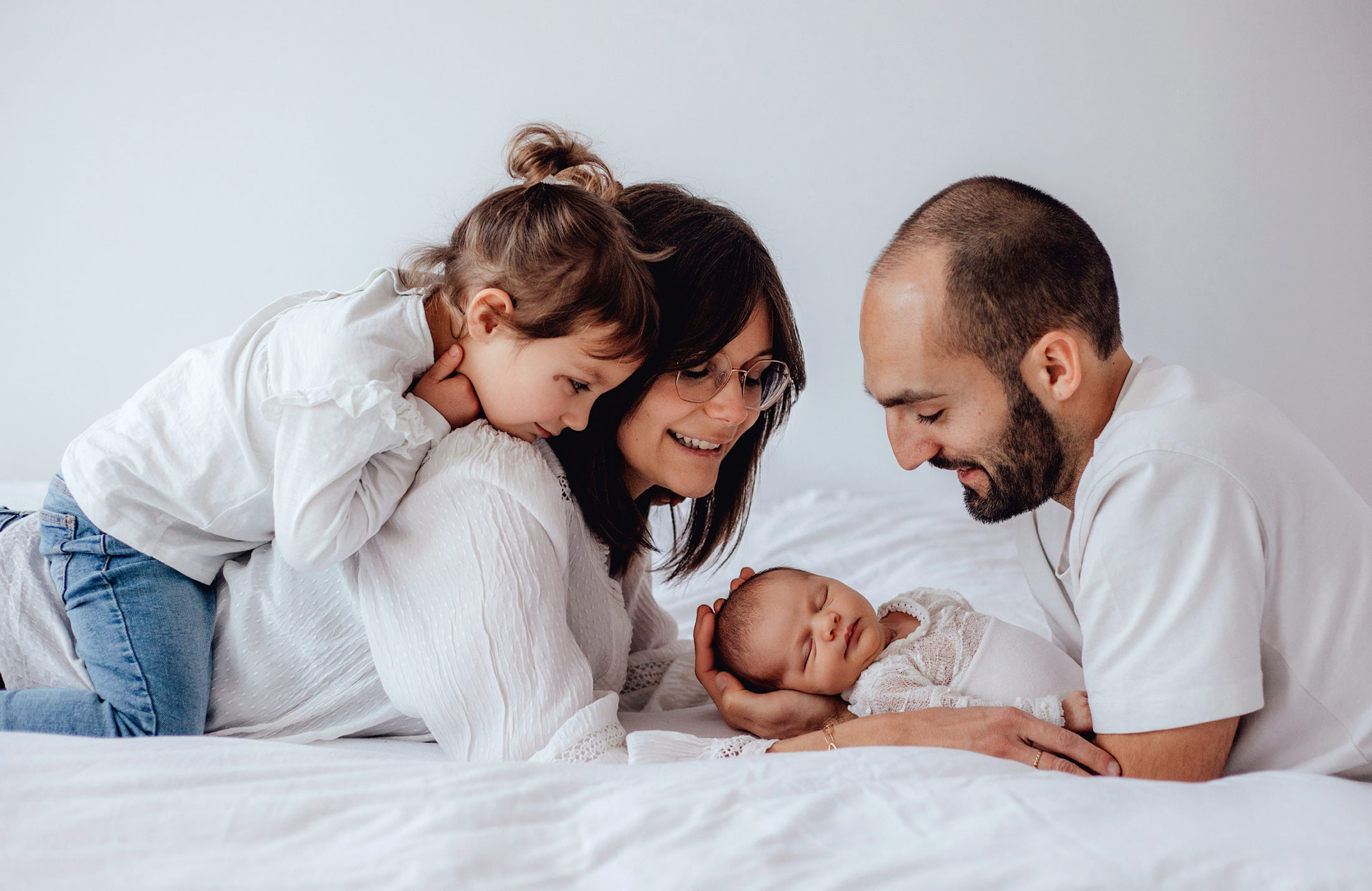 athilde millet photographe naturelle lons le saunier exterieur studio grossesse nouveau né famille couple mariage enfant