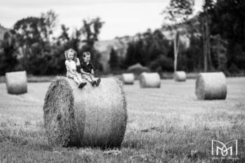 photo de famille studio et exterieur, naturelle, simple, mathilde millet, lons le saunier